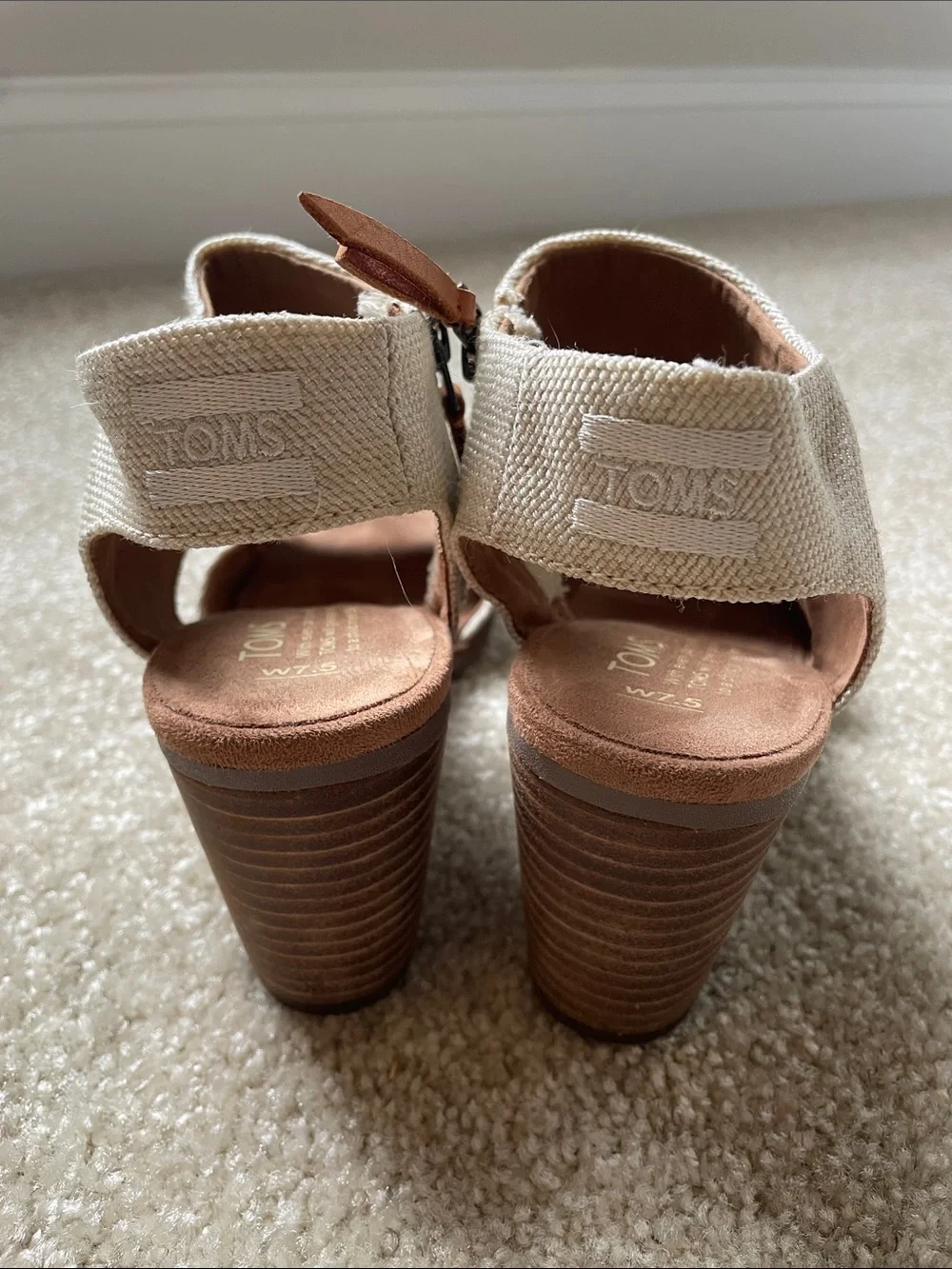 Toms wedge sandals